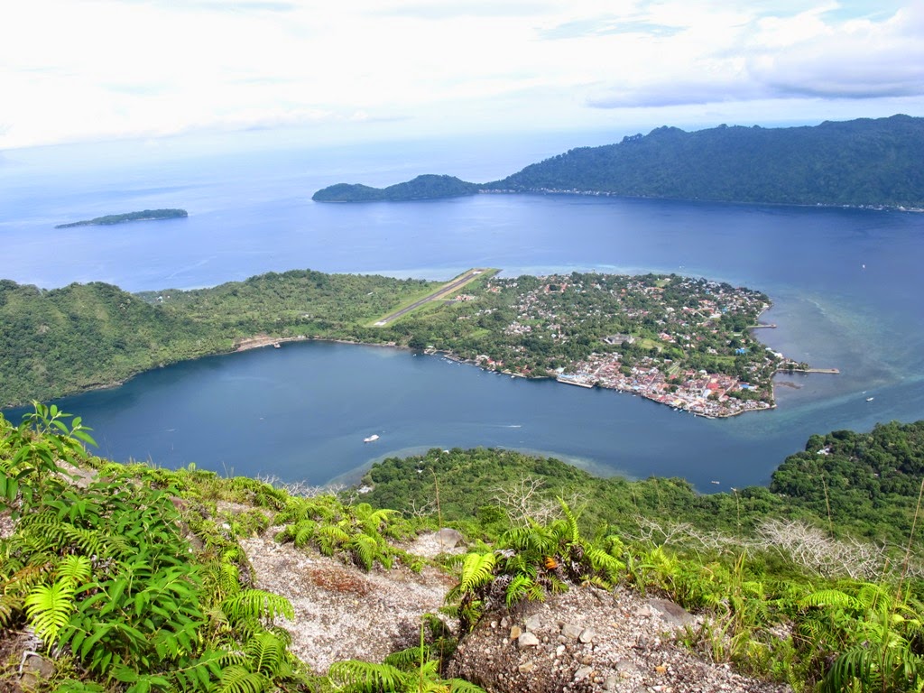 Panorama Laut Banda Neira Maluku